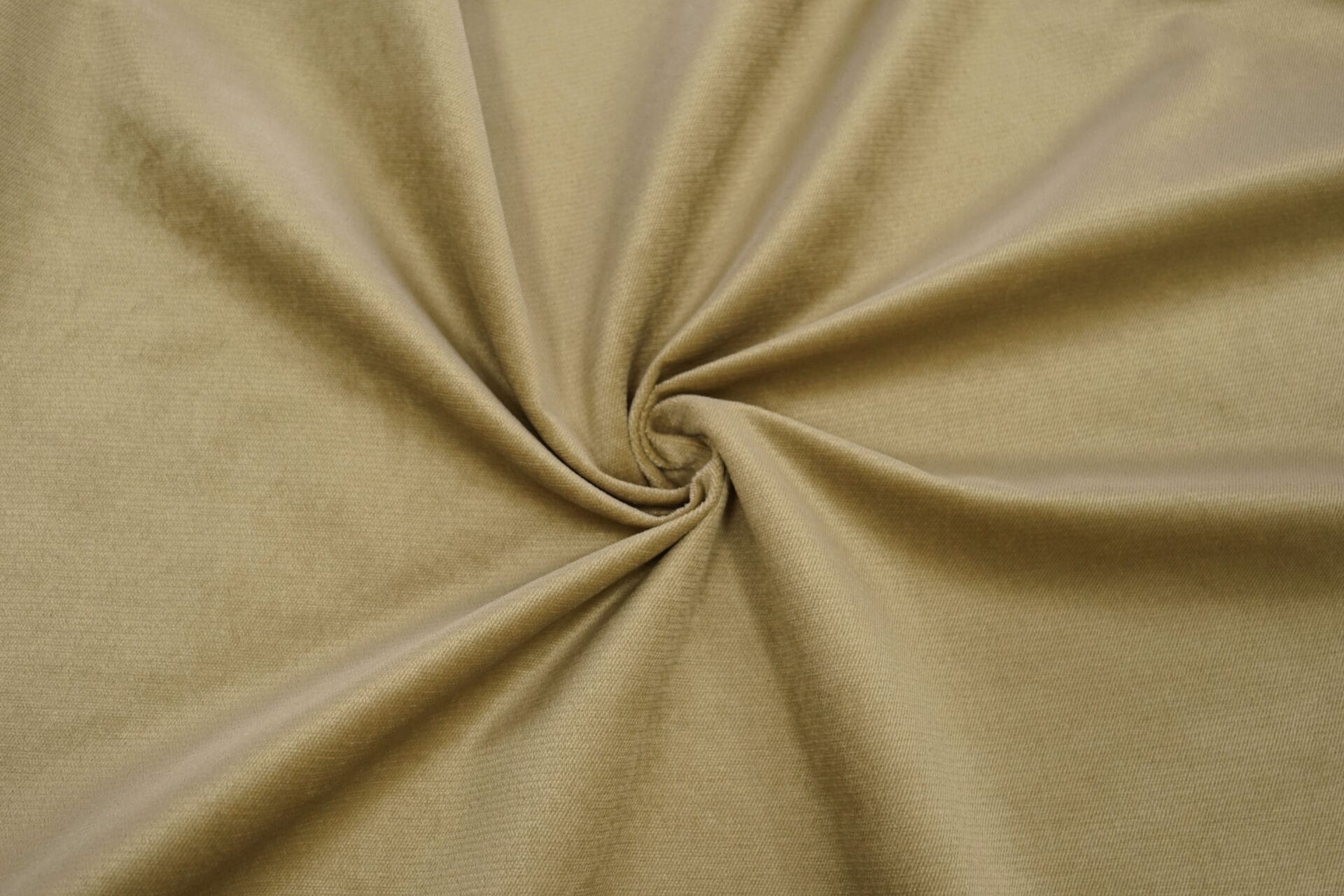 فوائد قماش المخمل