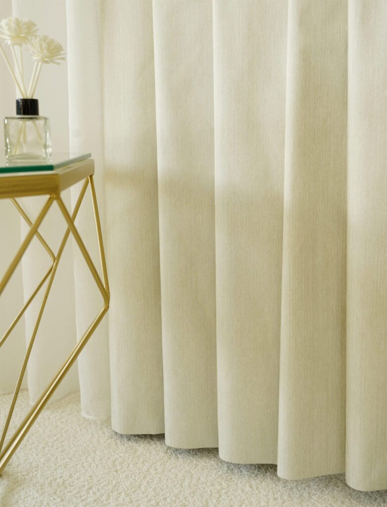 أفضل أنواع اقمشة ستائر مودرن