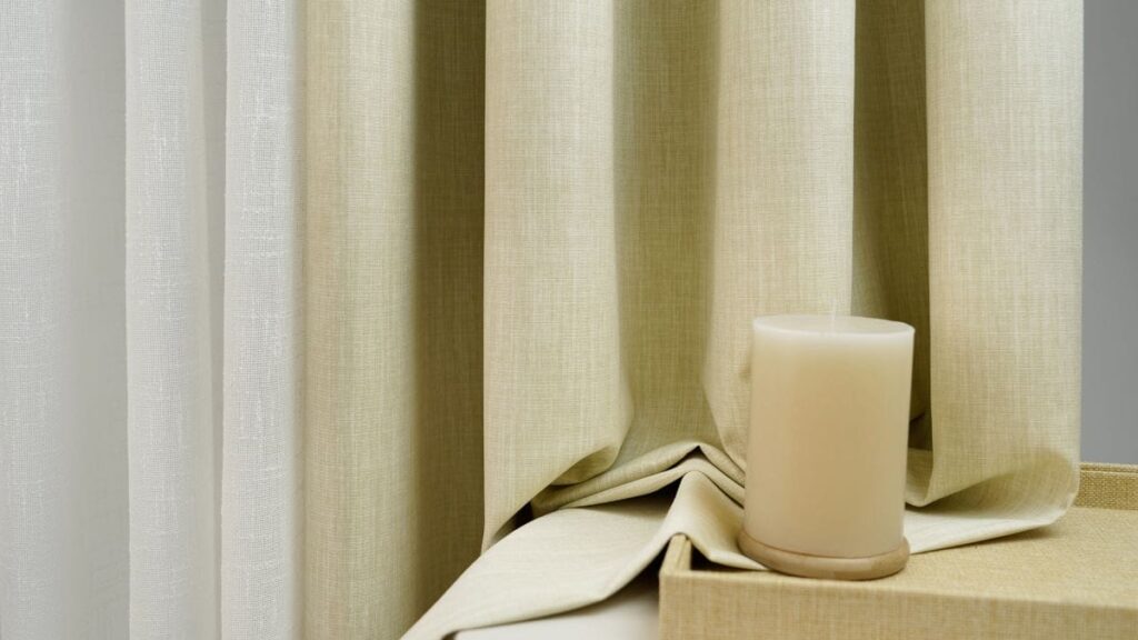 دليل احدث قماش ستائر لهذا العام، وأفضل استخداماتها  