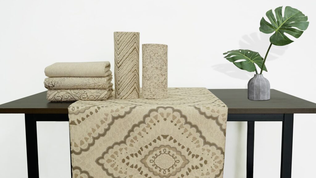 دليل استيراد قماش شانيل جاكار من الصين  